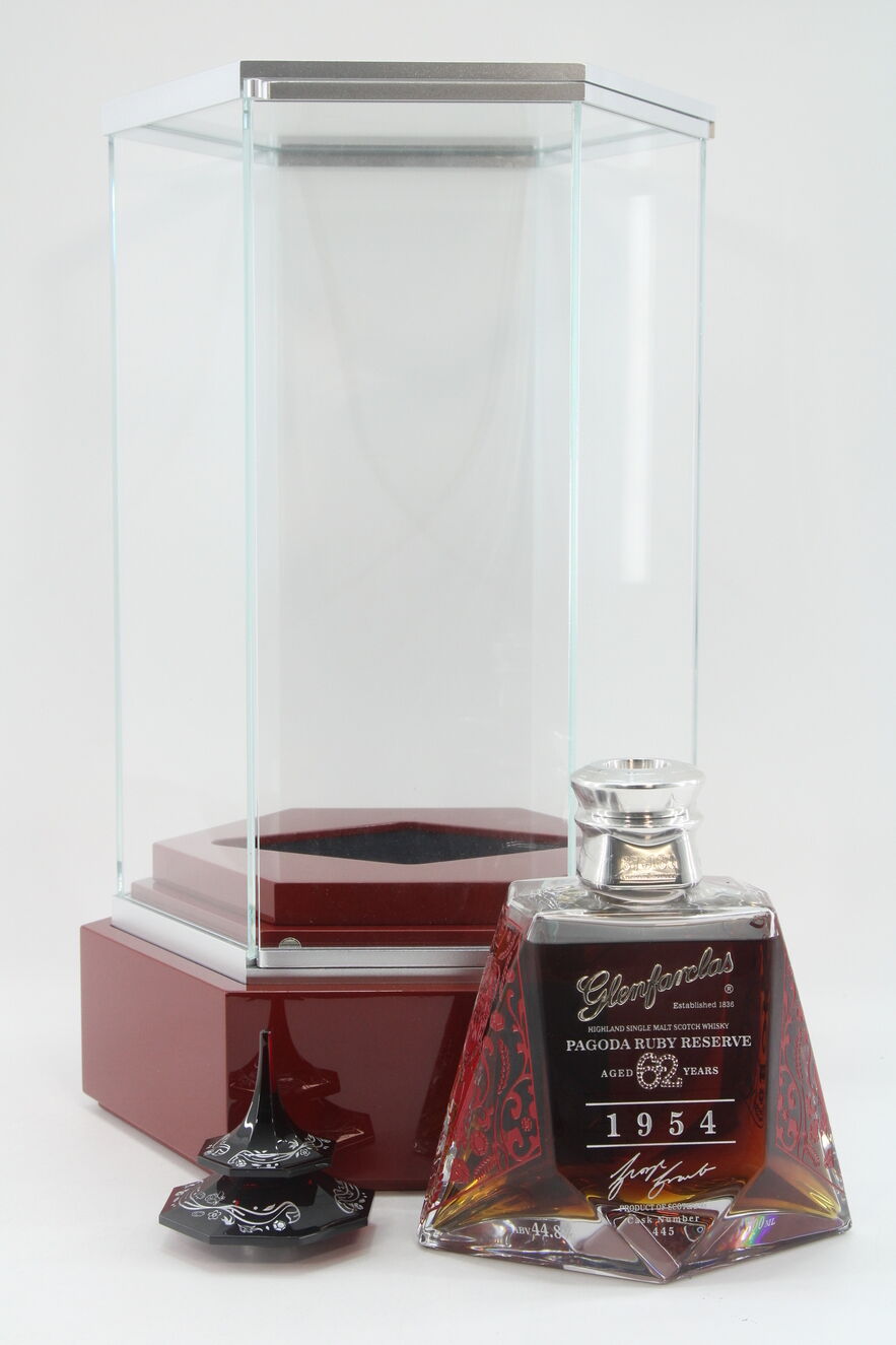 Glenfarclas - 62 Years Old - 1954 Magnum #445 - Pagoda Ruby Reserve - Silver Edition