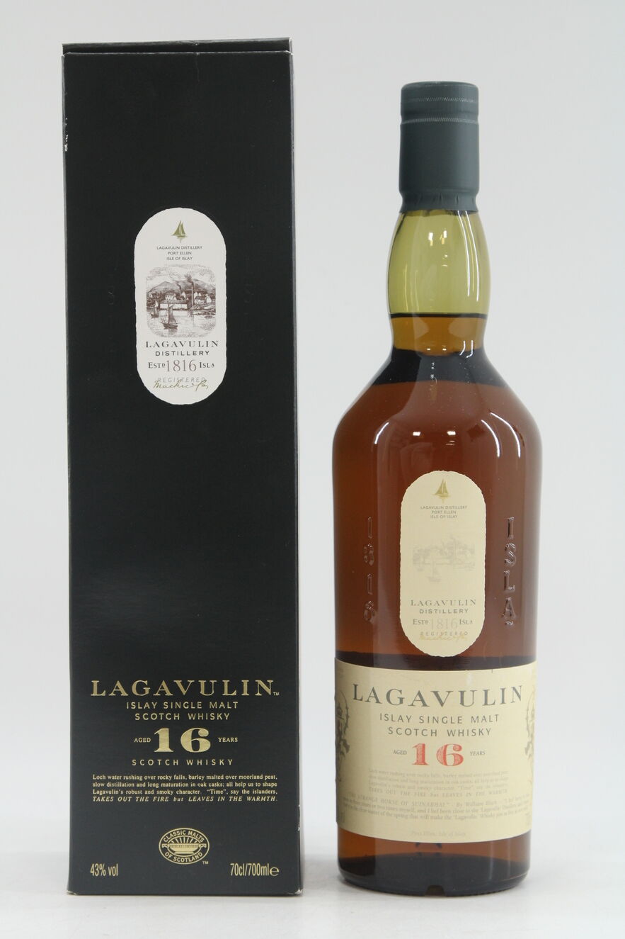 Lagavulin - 16 Years Old