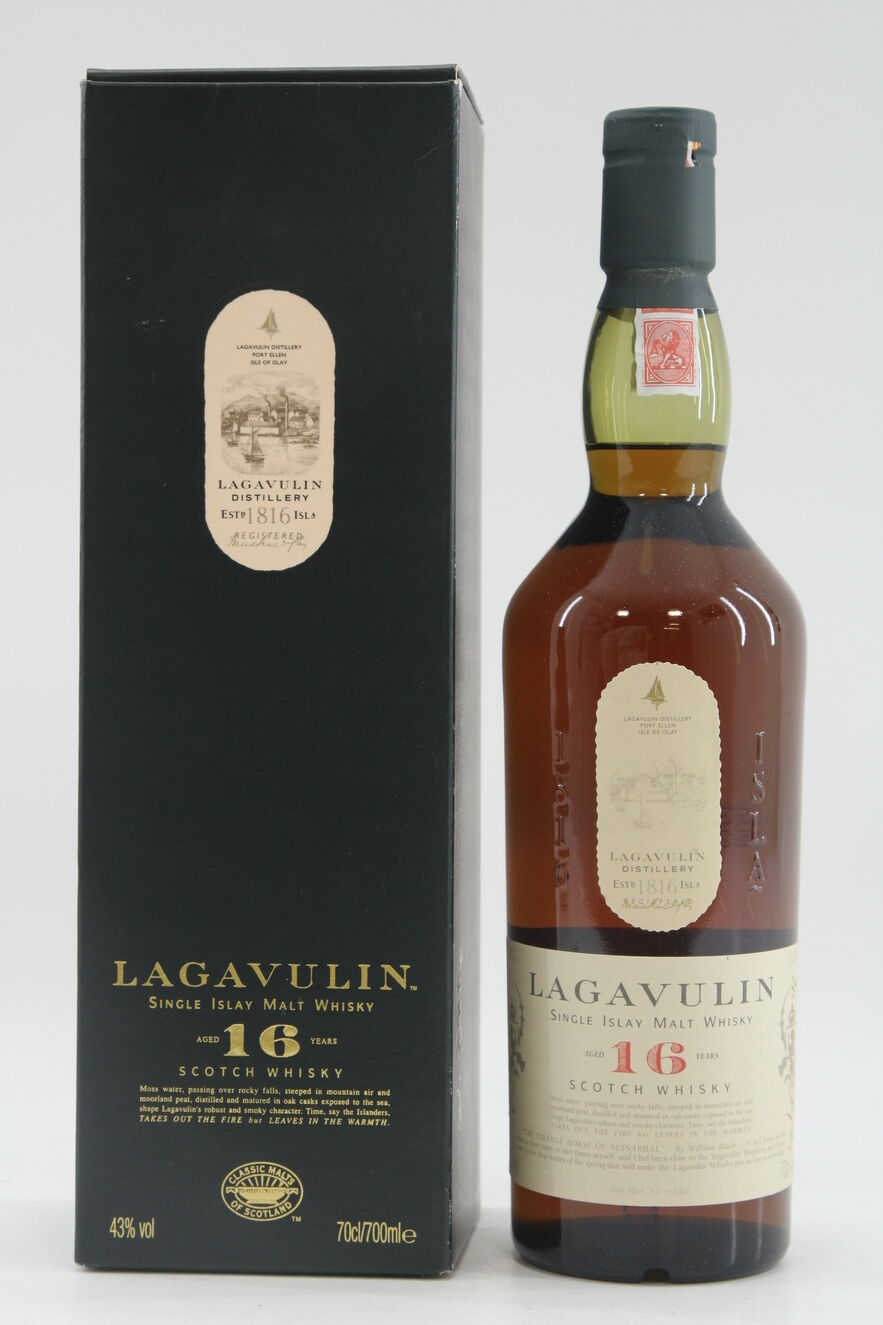 Lagavulin - 16 Years Old