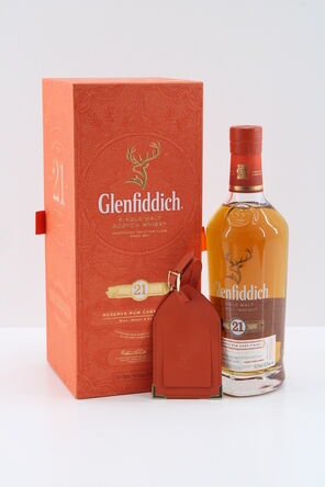 Glenfiddich 21 Reserva Rum Cask Finish Pre2019 Including Luggage Tag