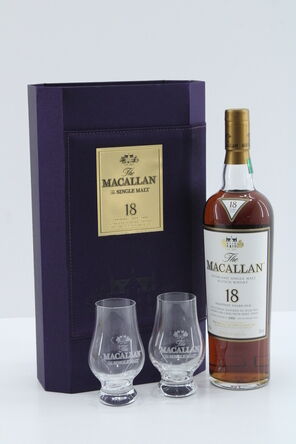 Macallan 18 1993 Gift Pack