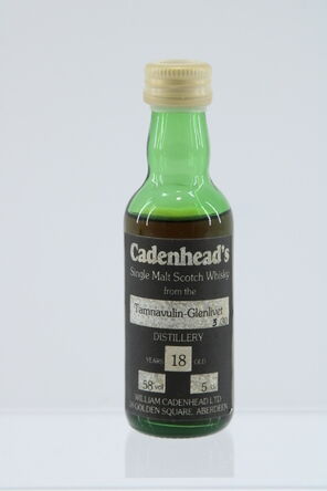 Tamnavulinglenlivet 18 Cadenheads Chess Set 1980s