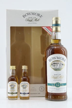 Bowmore  12 Years Old Pre2007  Gift Pack