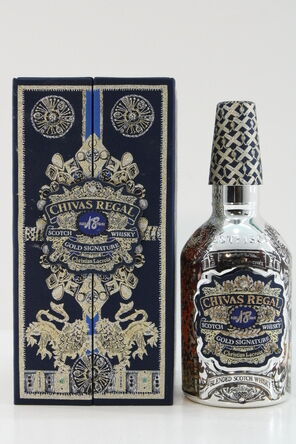 Chivas Regal  18 Years Old  Gold Signature  Christian Lacroix