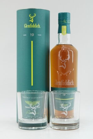 Glenfiddich 19 Aston Martin Formula 1 Team Glasses