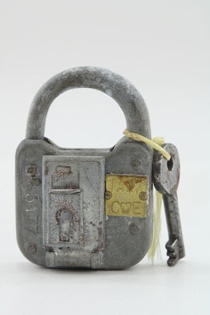 Customs Excise Bonded Warehouse Padlock 5477 With Key
