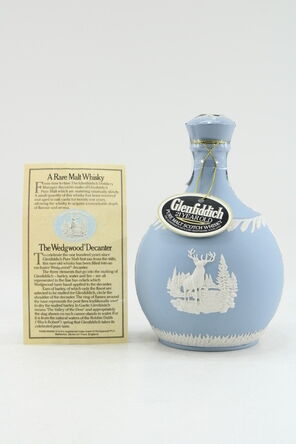 Glenfiddich 21 Wedgwood Decanter Centenary 1887 - 1987